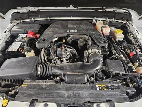 Used 2021 Jeep Wrangler Unlimited Sport image 21