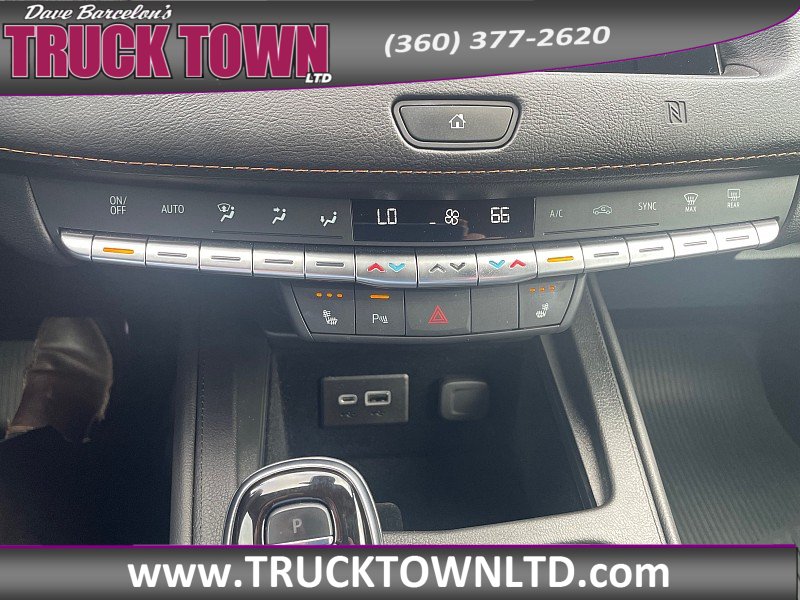 Used 2021 Cadillac XT4 Sport AWD/4WD image 30