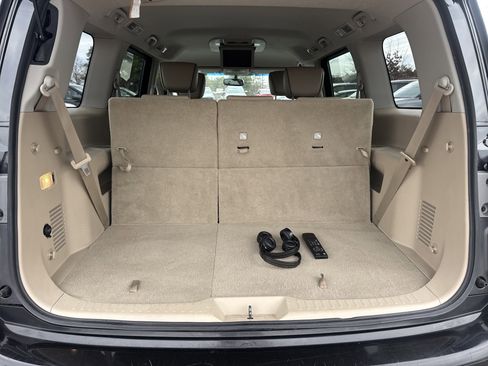 Used 2015 Nissan Quest SL image 17