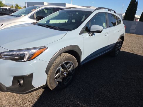 Used 2018 Subaru Crosstrek 2.0i Limited AWD/4WD image 2