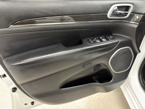 Used 2016 Jeep Grand Cherokee High Altitude image 14