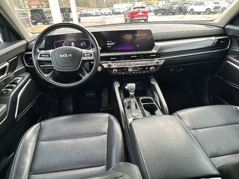 Used 2024 Kia Telluride S w/ S Sunroof Package image 17
