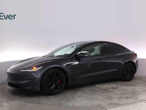 Used 2025 Tesla Model 3 Performance AWD/4WD image 18