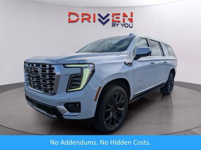 New 2026 GMC Yukon XL Denali w/ Sun & Power Step Package