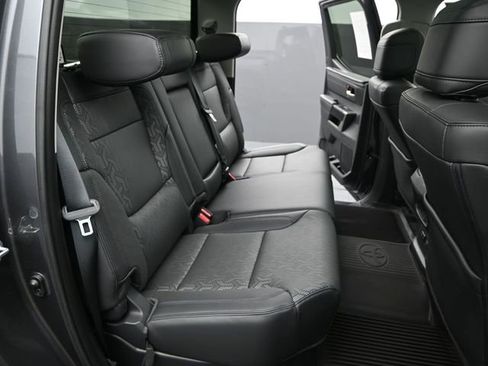 Used 2023 Toyota Tundra Limited image 17