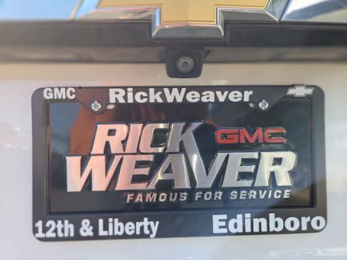 Used 2023 Chevrolet Traverse LT w/ LPO, Floor Liner Package image 39