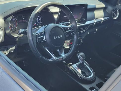 Used 2022 Kia Forte GT-Line w/ GT-Line Technology Package FWD image 5
