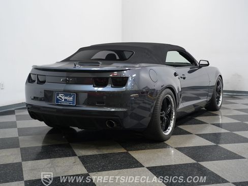 Used 2011 Chevrolet Camaro SS w/ RS Package RWD image 12