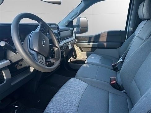 New 2026 Ford F250 XLT w/ XLT Premium Package image 9