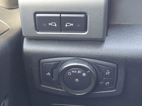 Used 2020 Ford F150 Raptor w/ Equipment Group 801A Mid image 22