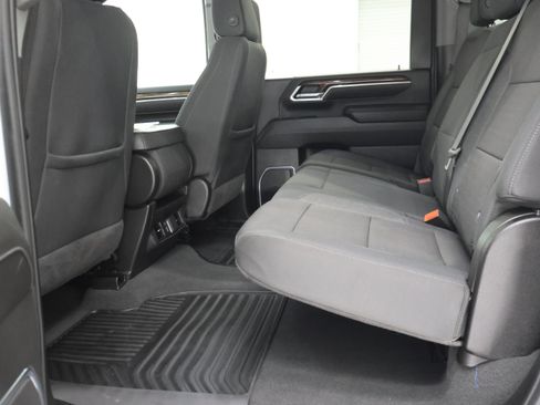 Used 2025 GMC Sierra 3500 SLE w/ SLE Convenience Package AWD/4WD image 9