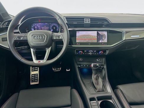 Used 2025 Audi Q3 2.0T Premium Plus w/ Premium Plus Package AWD/4WD image 22