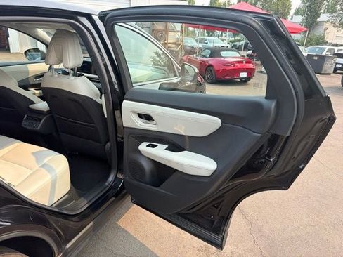 Used 2023 Nissan Ariya FWD image 19