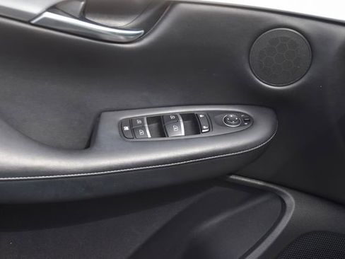 Used 2021 INFINITI QX50 Luxe w/ Appearance Package image 24