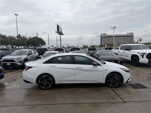Used 2021 Hyundai Elantra N Line image 4