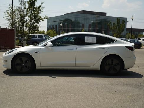 Used 2018 Tesla Model 3 Long Range AWD/4WD image 2