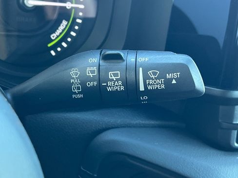 Used 2024 Jeep Wrangler Unlimited Sahara image 34