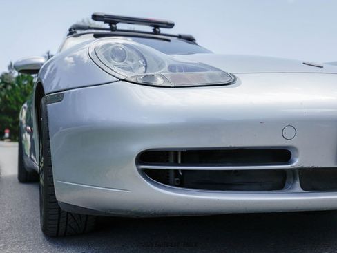 Used 2001 Porsche 911 Carrera 4 AWD/4WD image 85