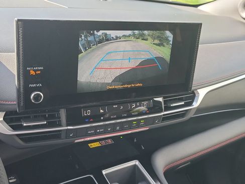 New 2026 Toyota Sienna XSE FWD image 15