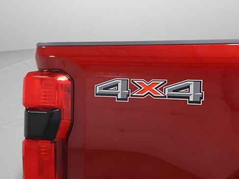 Used 2025 Ford F250 Platinum AWD/4WD image 26