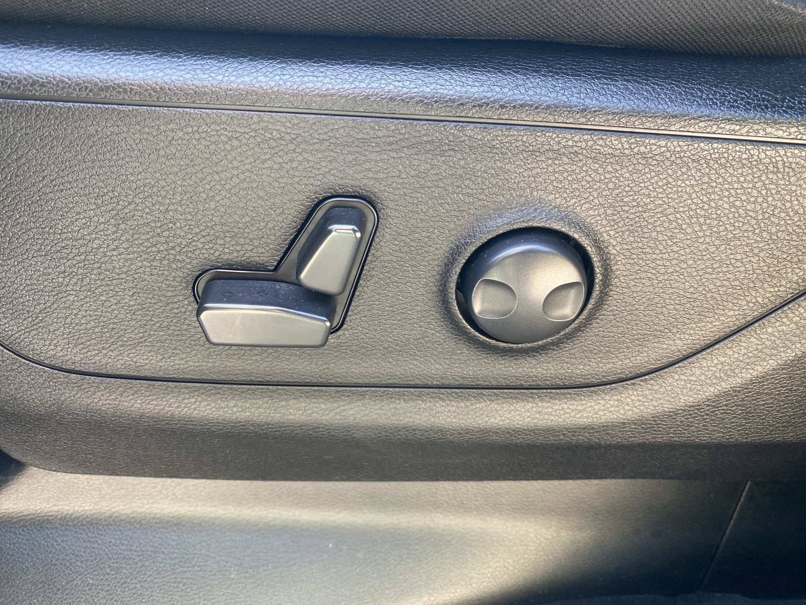 Used 2022 RAM 1500 Big Horn AWD/4WD image 25