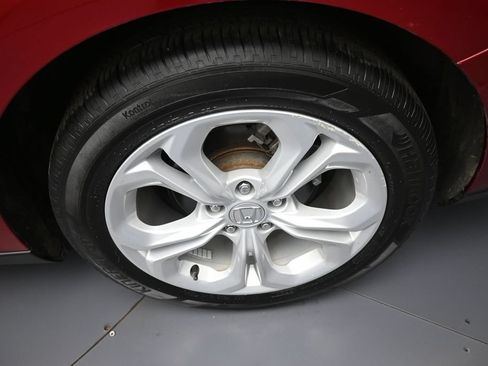 Certified 2023 Honda Accord LX image 15
