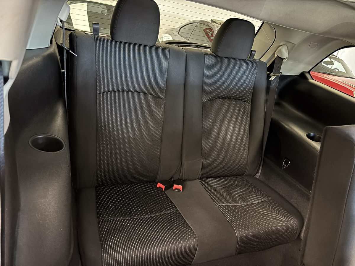 Used 2016 Dodge Journey SE w/ Flexible Seating Group FWD image 23