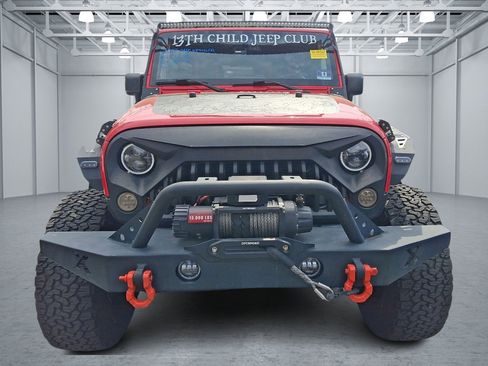 Used 2017 Jeep Wrangler Unlimited Sport image 2