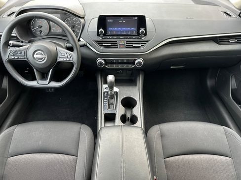 Used 2023 Nissan Altima 2.5 S image 13