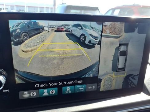 Certified 2024 Honda Pilot Elite image 11