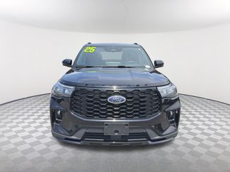 Used 2025 Ford Explorer ST-Line AWD/4WD video 2
