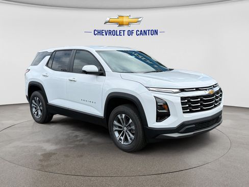 New 2027 Chevrolet Equinox LT w/ Convenience Package II FWD image 3