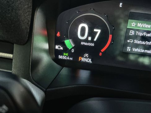 Used 2025 Ford Explorer Active w/ Active Comfort Package image 17