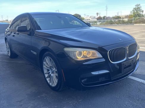 Used 2012 BMW 750Li RWD image 3