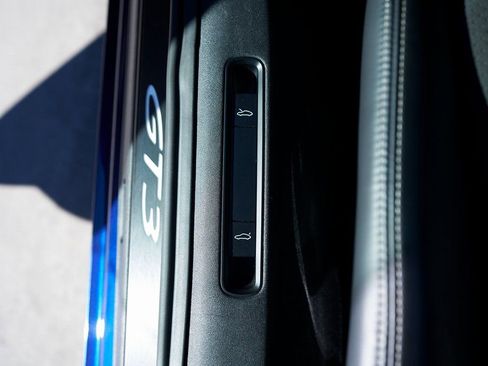 Used 2022 Porsche 911 GT3 image 29