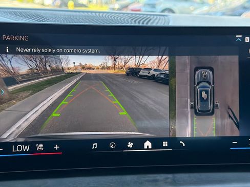 Used 2026 BMW X5 xDrive40i w/ Climate Comfort Package image 27