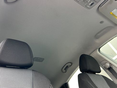 Used 2016 Hyundai Elantra GT w/ Option Group 02 image 17