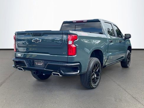 Used 2025 Chevrolet Silverado 1500 LT Trail Boss w/ LT Trail Boss Premium Package AWD/4WD image 7