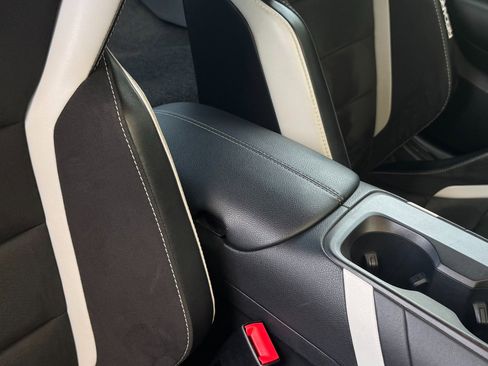 Used 2020 Ford Mustang Shelby GT500 w/ Technology Package image 27