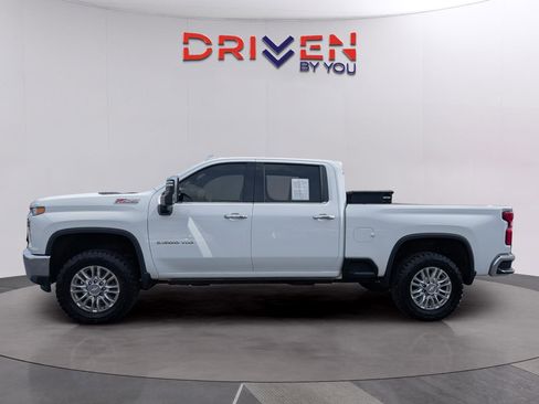Used 2020 Chevrolet Silverado 2500 LTZ w/ LTZ Convenience Package image 2