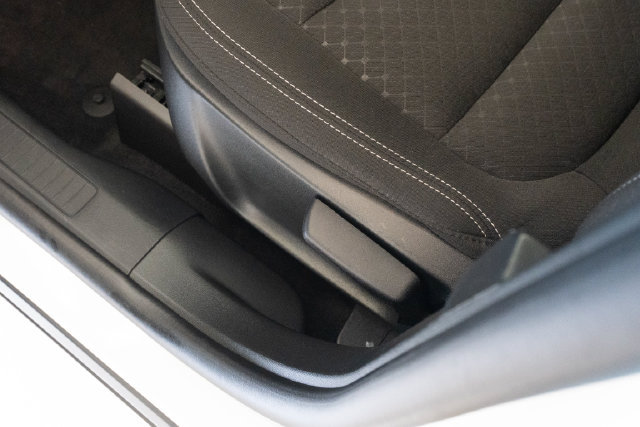 Used 2025 Ford Escape Active AWD/4WD image 4