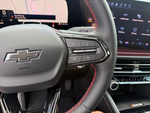 New 2026 Chevrolet Traverse RS FWD image 25
