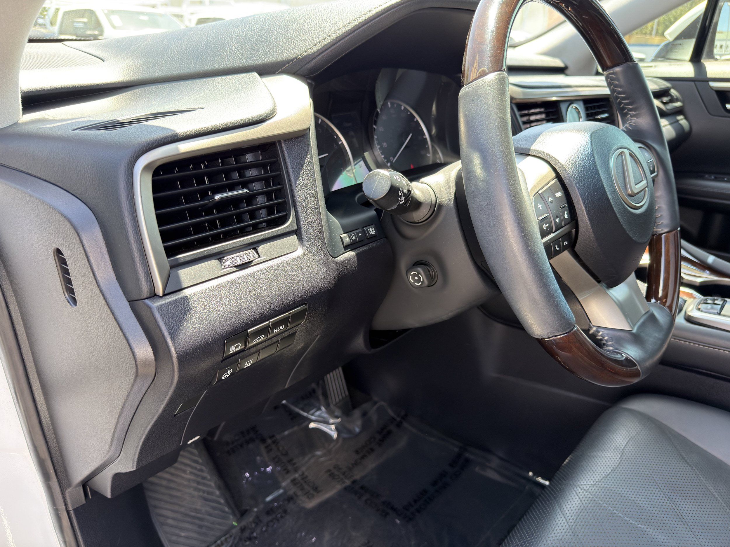 Used 2017 Lexus RX 350 FWD w/ Premium Package image 26