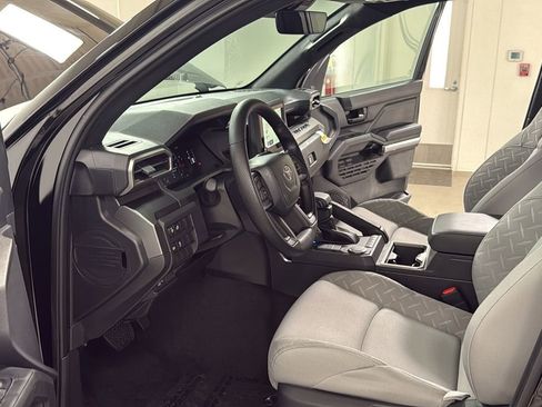 New 2026 Toyota Tacoma SR5 image 12