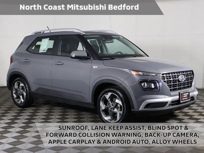 Used 2023 Hyundai Venue SEL w/ Cargo Package