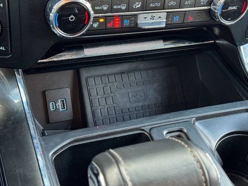Used 2022 Ford F150 Lariat w/ Equipment Group 502A High AWD/4WD image 38