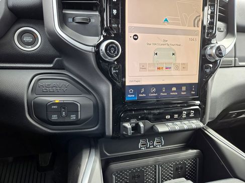 New 2026 RAM 2500 Big Horn AWD/4WD image 23