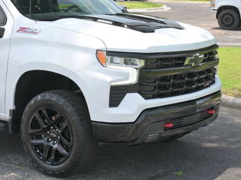 Used 2023 Chevrolet Silverado 1500 LT Trail Boss AWD/4WD image 29