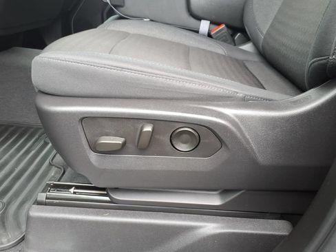 Used 2024 Chevrolet Silverado 1500 LT AWD/4WD image 14