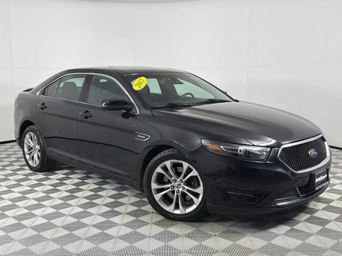 Used 2013 Ford Taurus SHO image 2